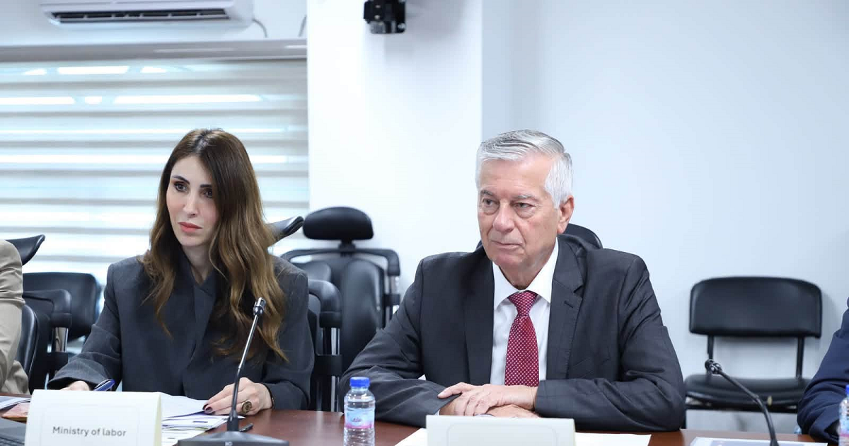 "العمل" و"الصناعة" تعقدان الاجتماع الأول للجنة التوجيهية للمبادرة المشتركة للتشغيل والتعافي الصناعي